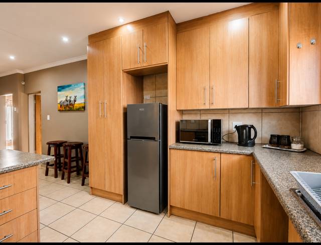 2 BEDROOM TOWNHOUSE FOR SALE IN THREE RIVERS